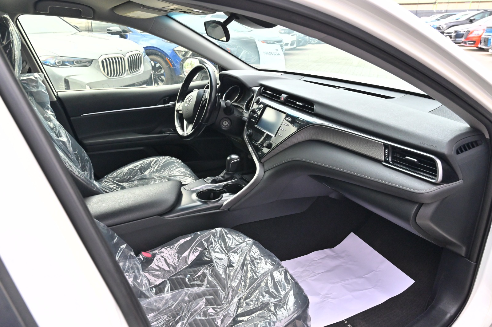 2019 TOYOTA CAMRY SE