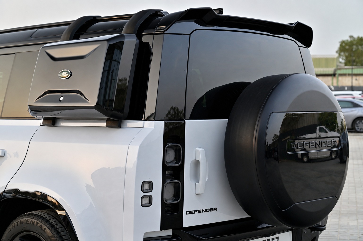 2023 LAND ROVER DEFENDER 110