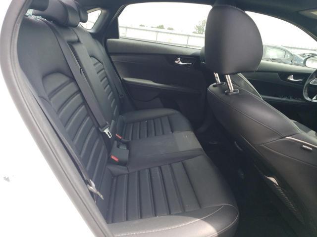 2024 KIA FORTE GT LINE