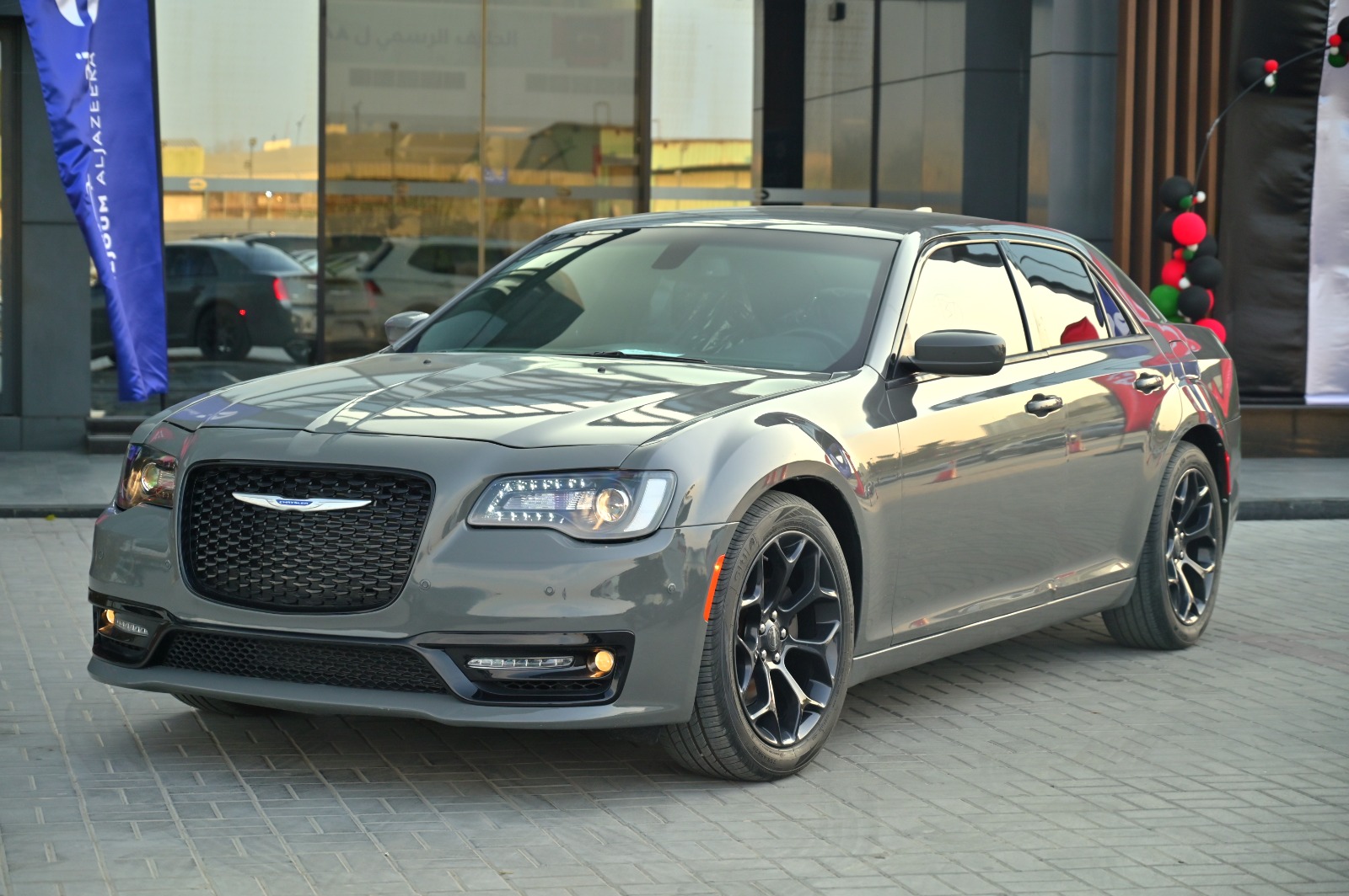 2019 CHRYSLER 300 S