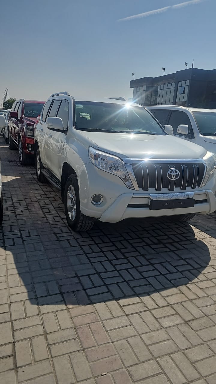 2017 TOYOTA LAND CRUISER