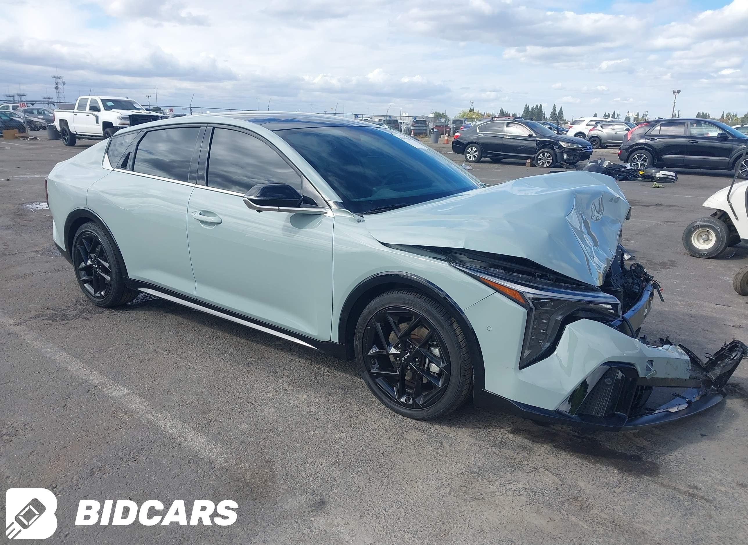 2025 KIA K4 GT-LINE TURBO