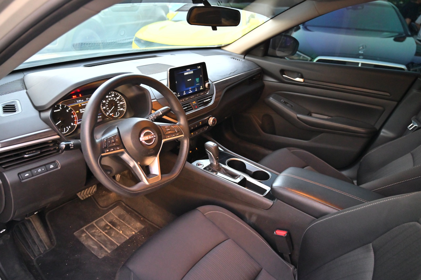 2024 NISSAN ALTIMA SV