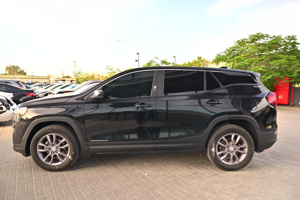 2022 GMC TERRAIN SLE