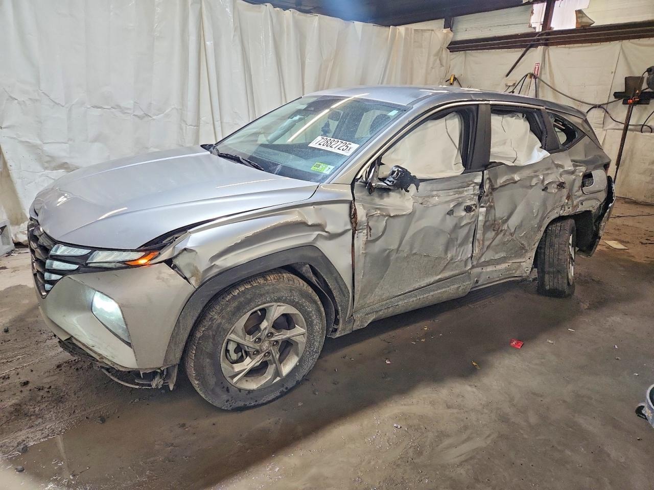 2024 HYUNDAI TUCSON SE