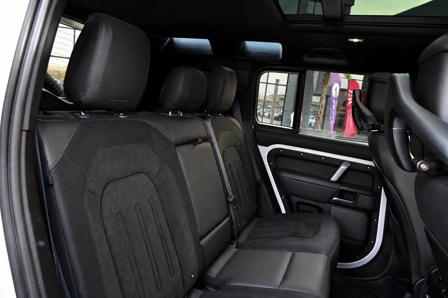 2023 LAND ROVER DEFENDER 110