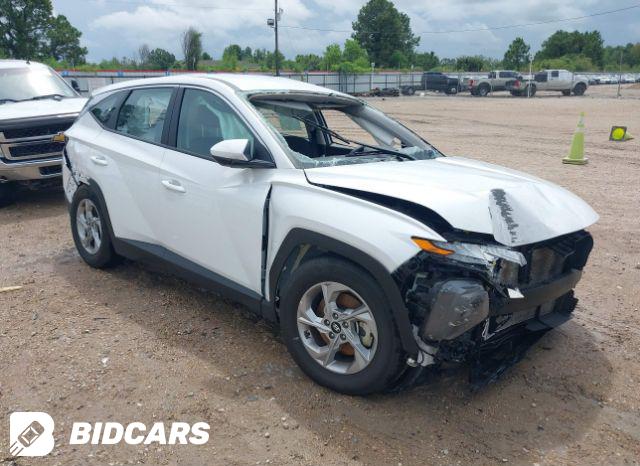 2024 HYUNDAI TUCSON SE