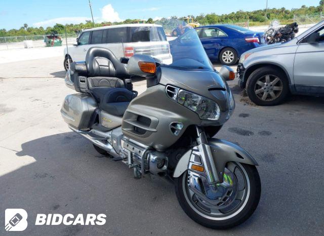 2003 HONDA GL1800