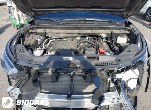 2024 TOYOTA HIGHLANDER XLE