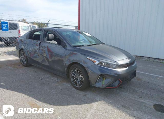 2024 KIA FORTE GT-LINE